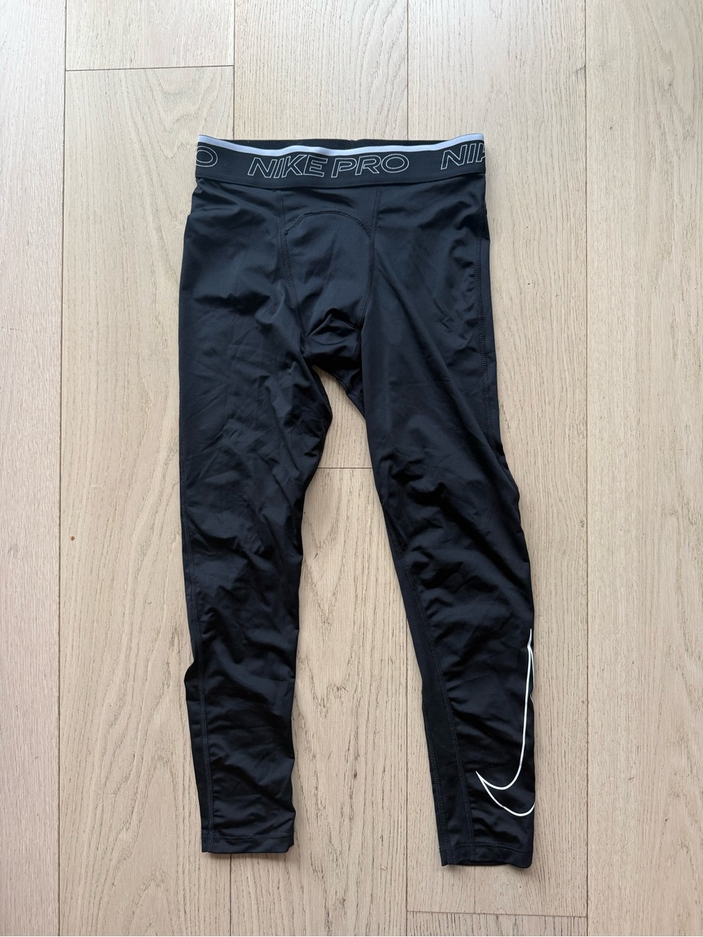 Nike Black 'NIKE PRO' Compression Leggings with White Swoosh